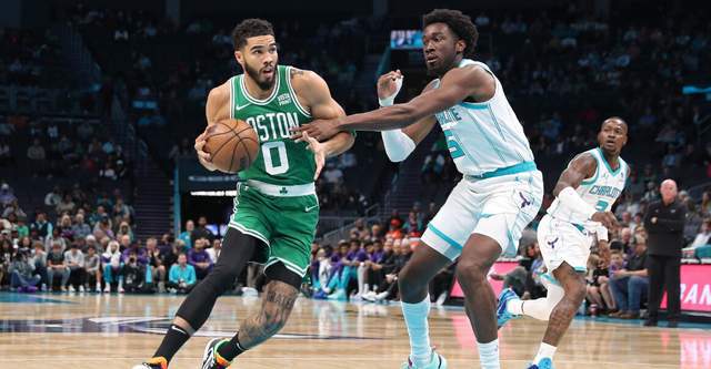 美国NBA季前赛开战，球星纷纷亮相