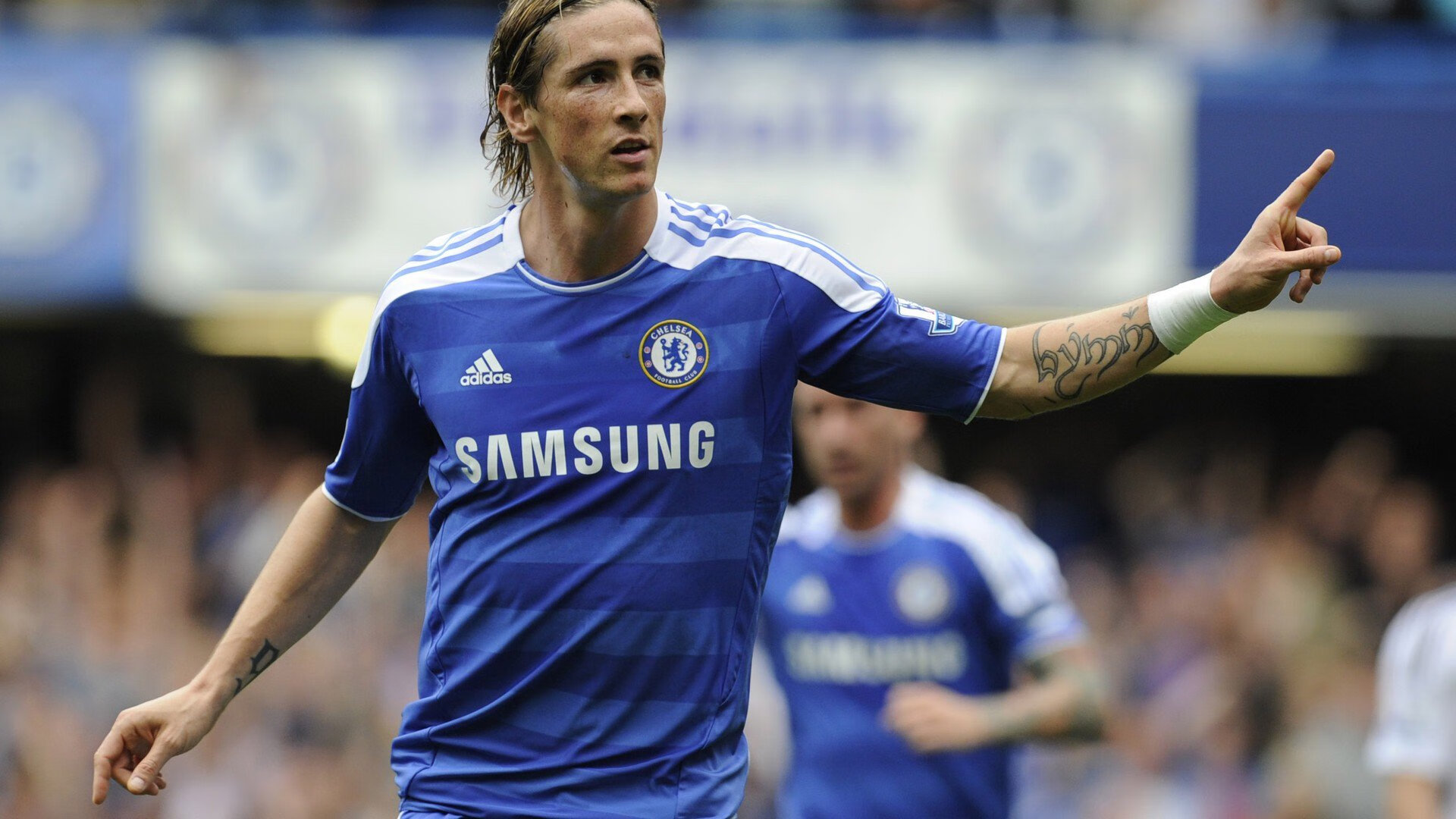 Scout重返赛场，比赛局势复杂首场状态出色，法国队观众沸腾！热度持续攀升